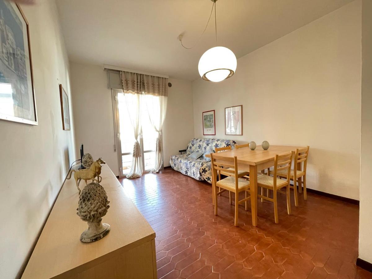 Residence Faro - Walterigato Apartments Solo Per Famiglie Лидо-ди-Езоло Экстерьер фото